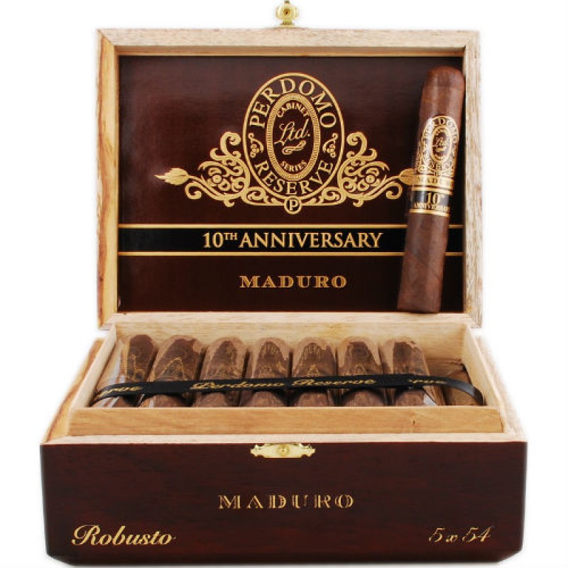 Сигары Perdomo 10th Anniversary Maduro Robusto