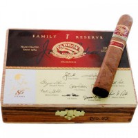 Сигары Padron Family Reserve 47 Years Natural